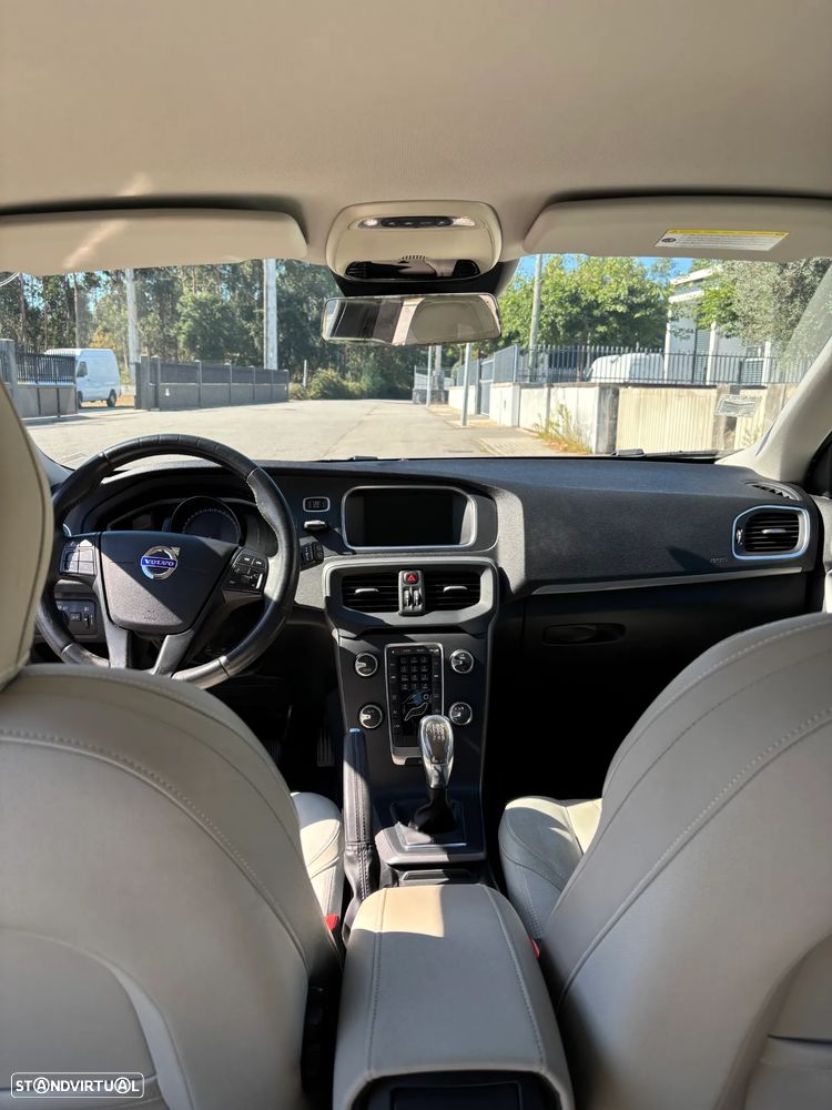 Volvo V40 2013 photo 5
