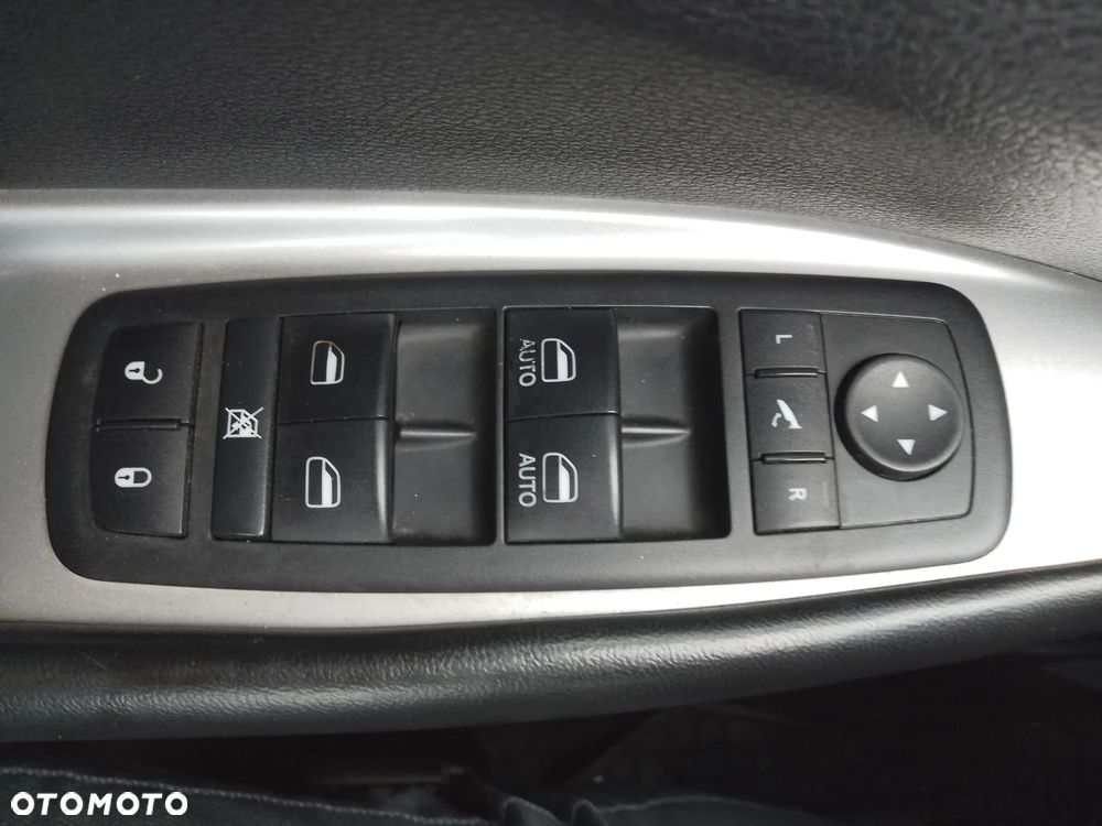 Fiat Freemont 2.0 Multijet 16V DPF Automatik Allrad Urban - 27