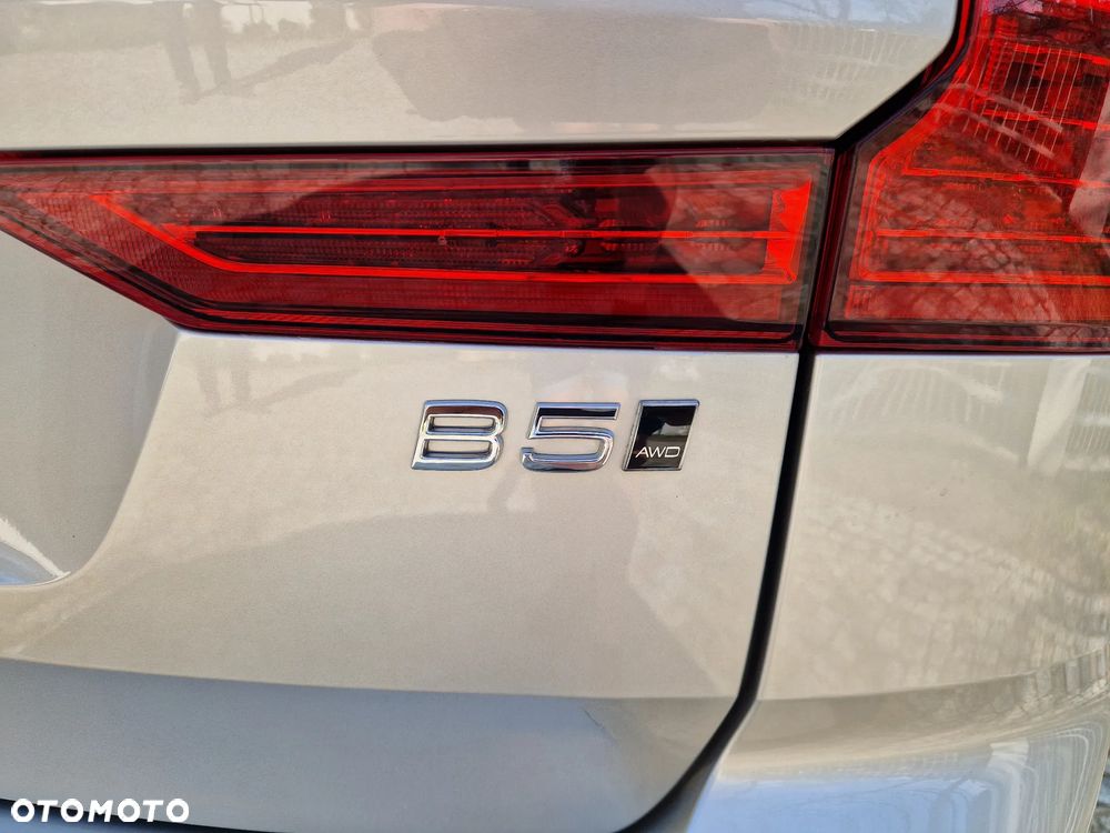 Volvo XC 60 D5 AWD Inscription - 8