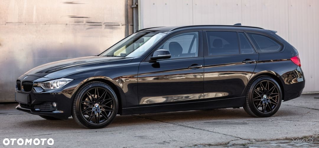 BMW Seria 3 318d DPF Touring Edition Sport - 6