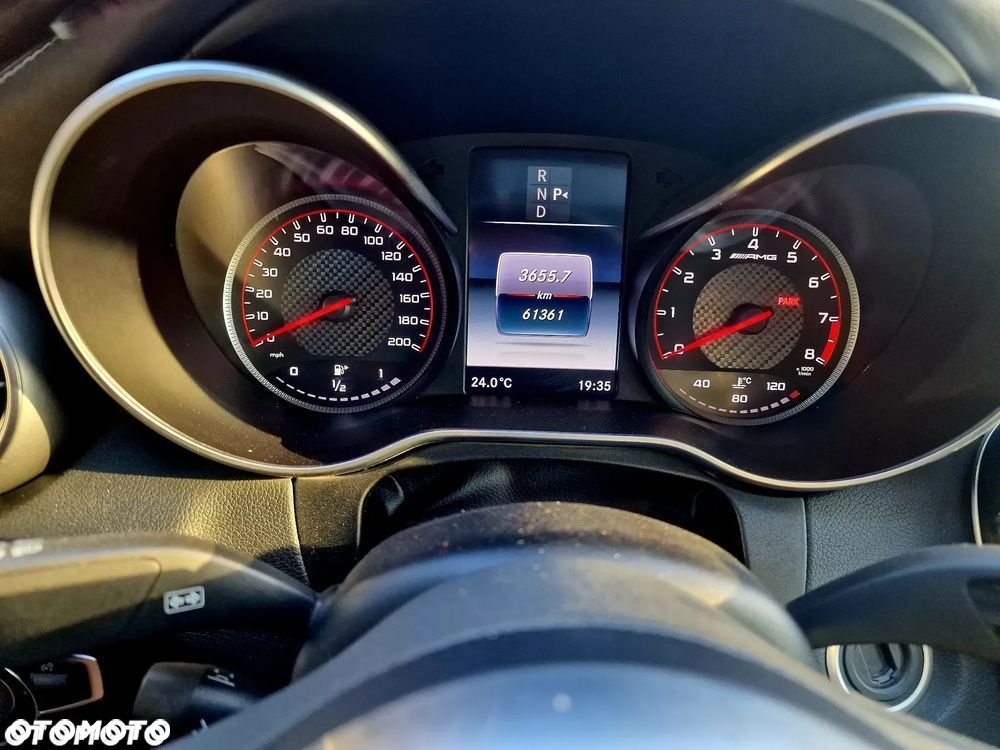 Mercedes-Benz Klasa C AMG 63 Coupe S AMG Speedshift 7G-MCT - 35