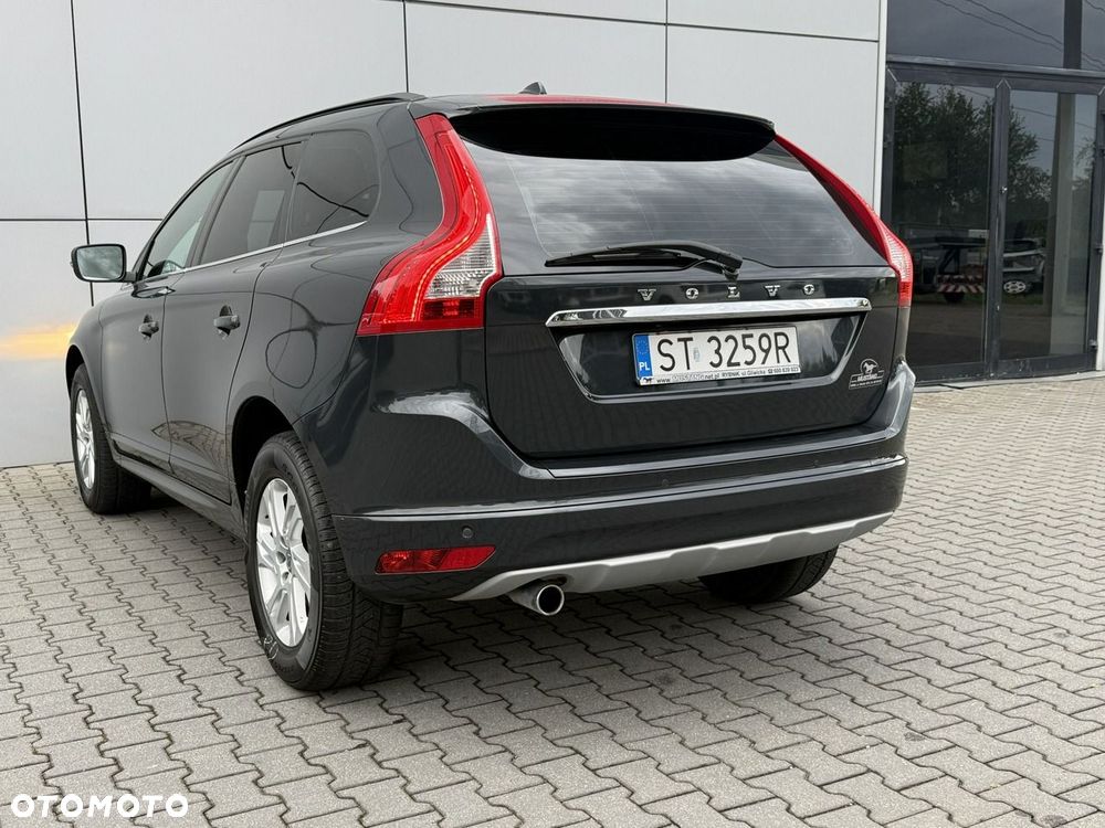 Volvo XC 60 D3 Geartronic Momentum - 12