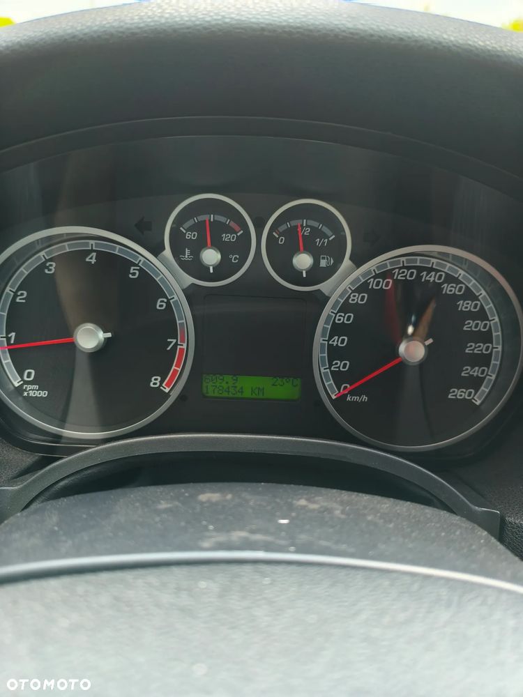 Ford Focus - 16