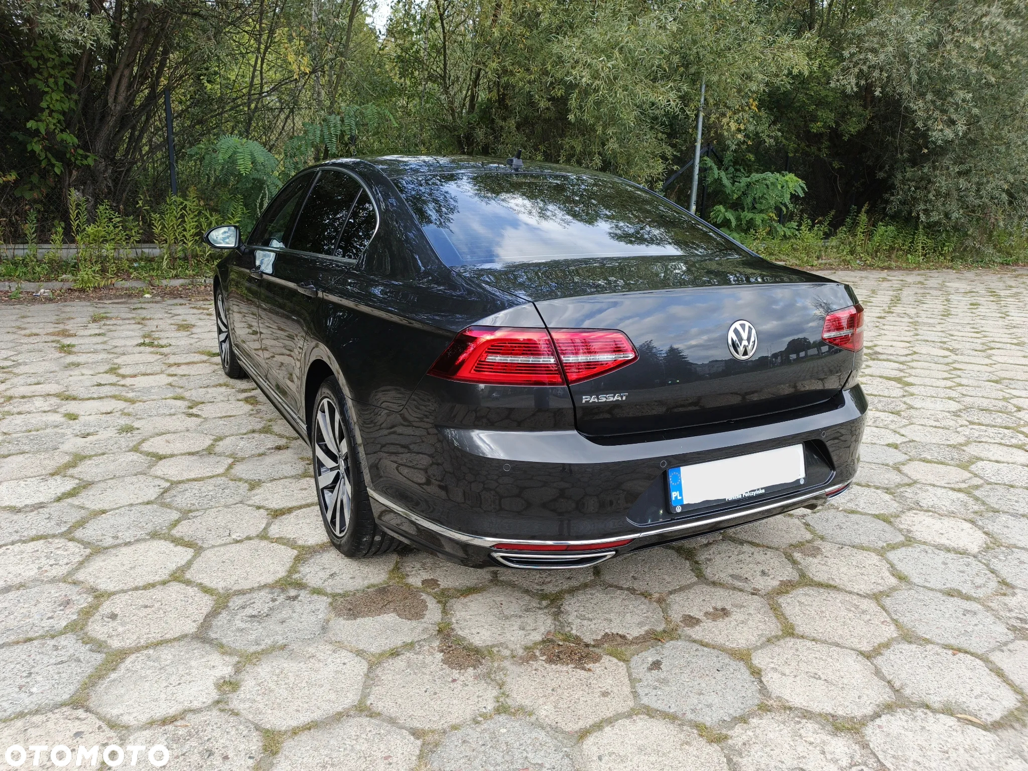 Volkswagen Passat 2.0 TDI BMT Highline - 12