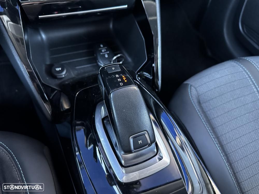 Peugeot 208 1.2 PureTech Allure EAT8 - 26