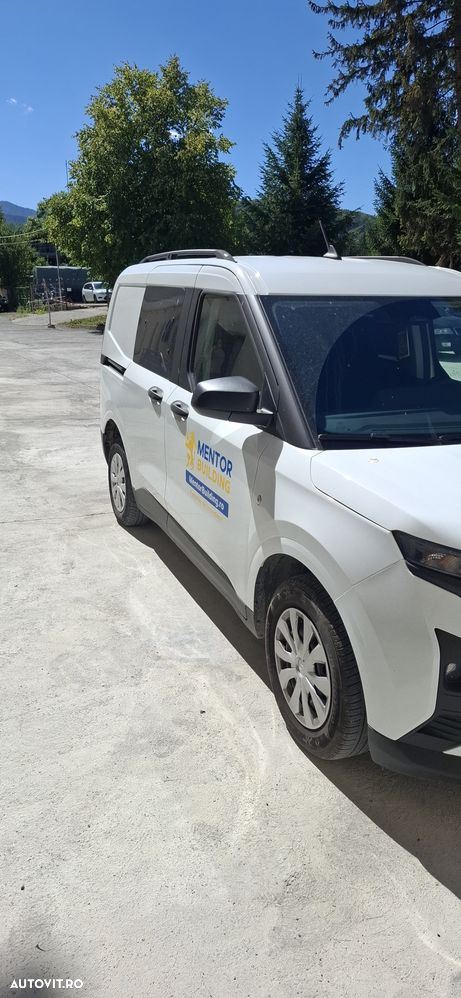 Ford Transit courier - 2