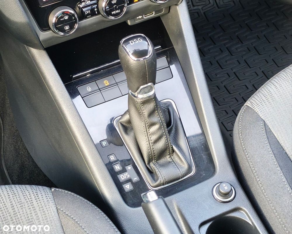 Skoda Octavia 2.0 TDI SCR Style DSG - 24