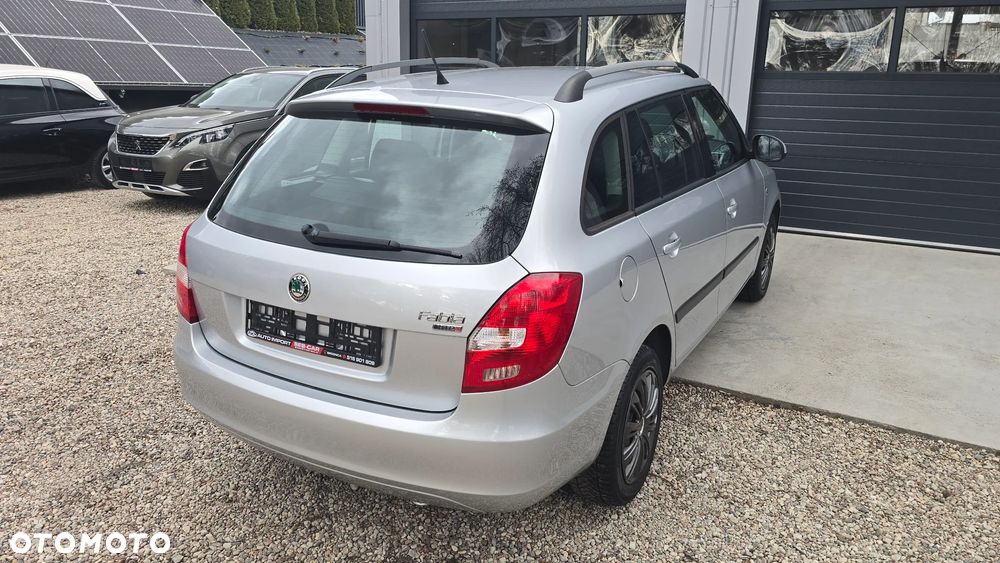 Skoda Fabia 1.2 HTP Ambiente - 3