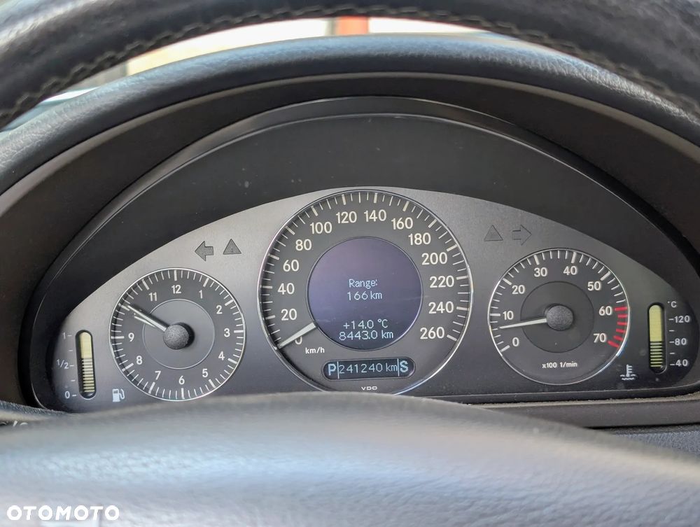 Mercedes-Benz CLK Coupe 500 Avantgarde - 12