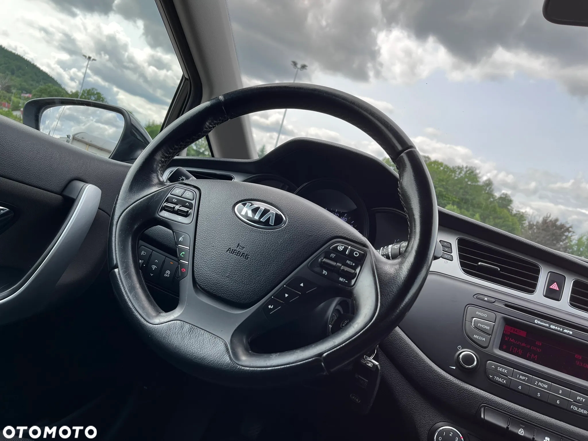 Kia Ceed 1.6 GDI Dream-Team Edition - 22