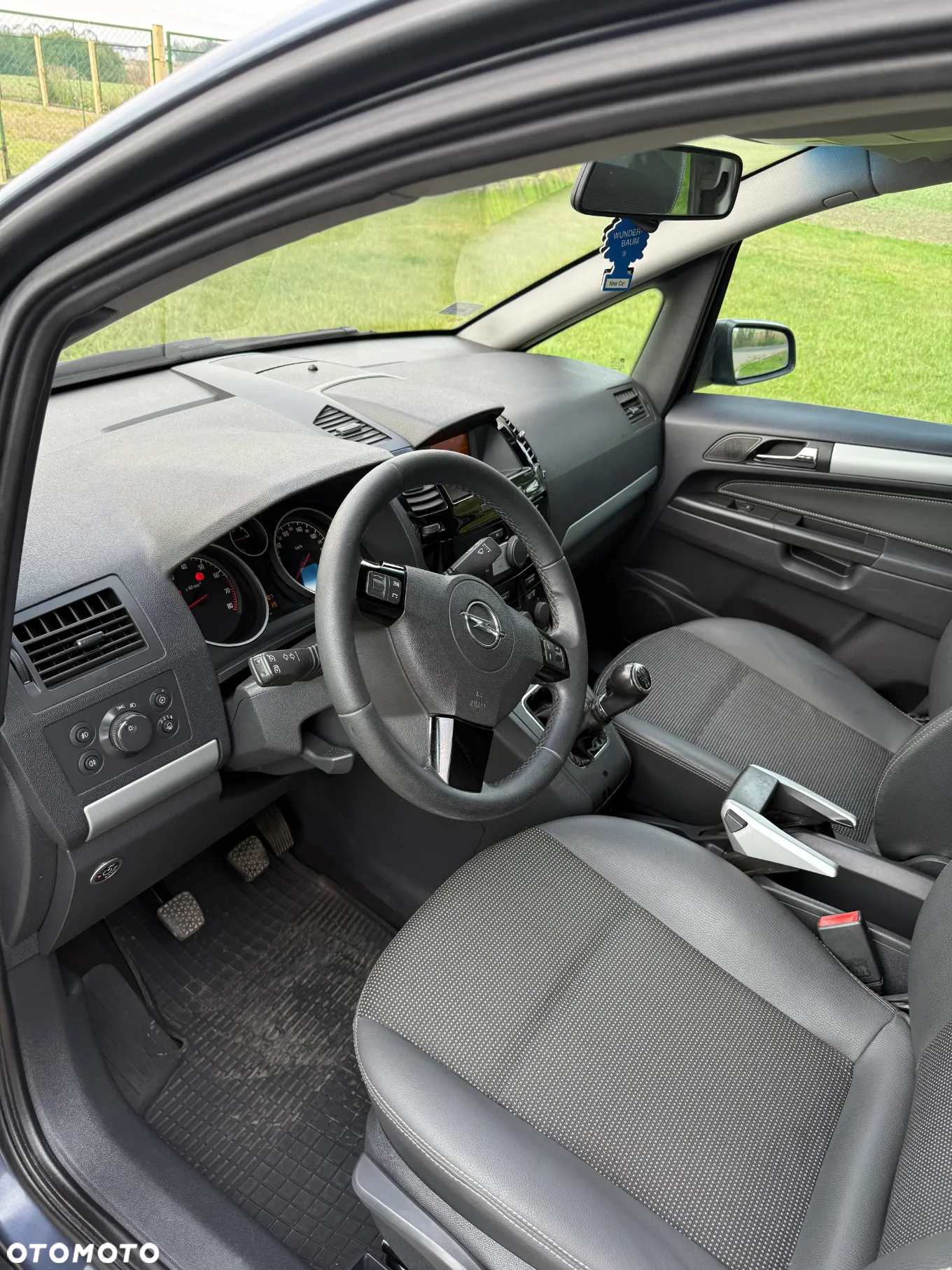 Opel Zafira - 12