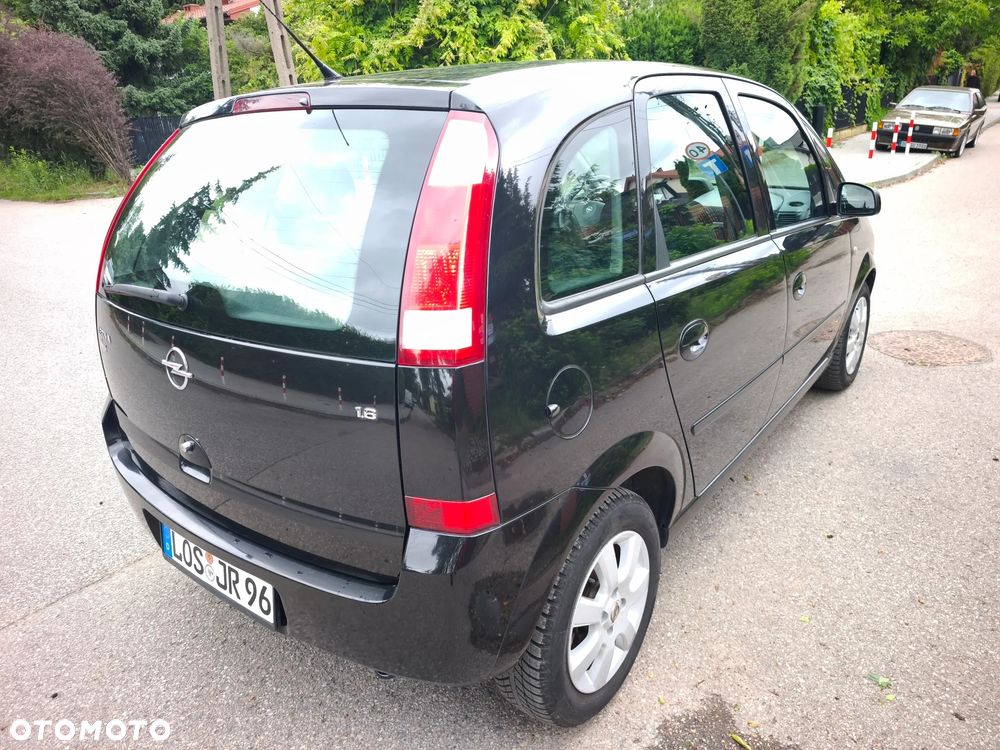 Opel Meriva 1.6 16V Essentia - 4