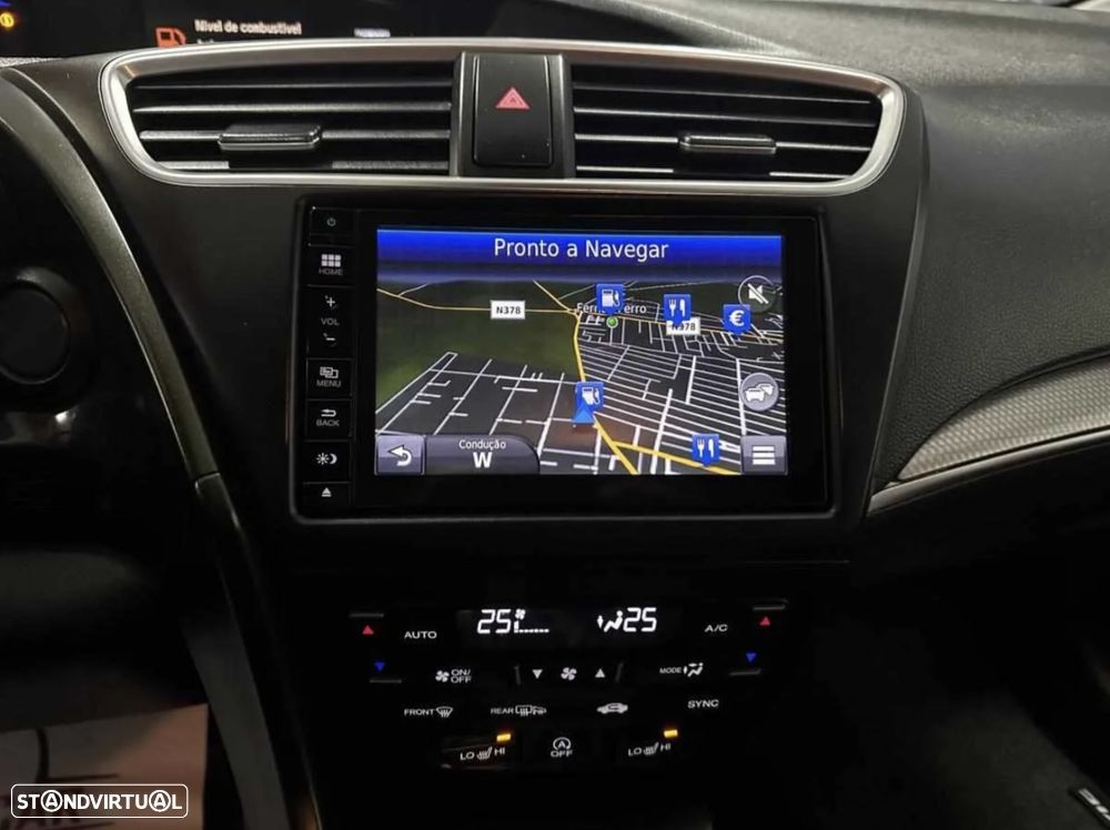 Honda Civic 1.6 i-DTEC Elegance Connect Navi+ADAS - 19