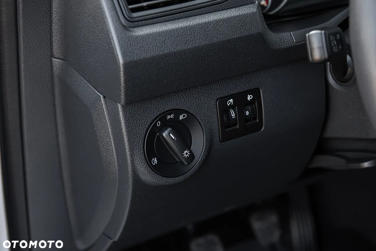 Volkswagen Caddy - 11