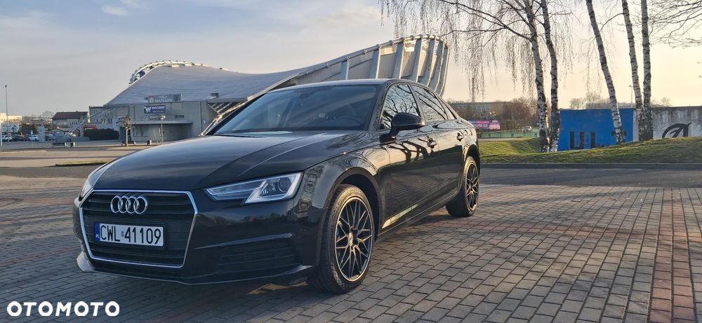 Audi A4 Limousine 2.0 TDI S tronic design - 1