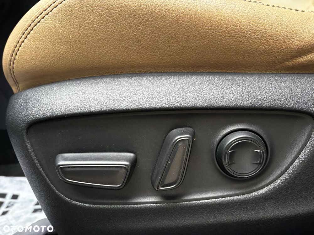 Toyota RAV4 2.5 Hybrid Executive 4x2 - 17