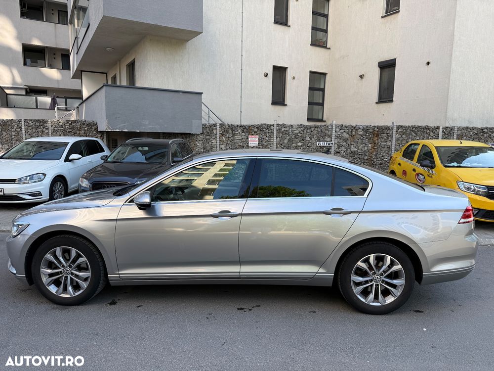 Volkswagen Passat 2.0 TDI DSG Comfortline - 10