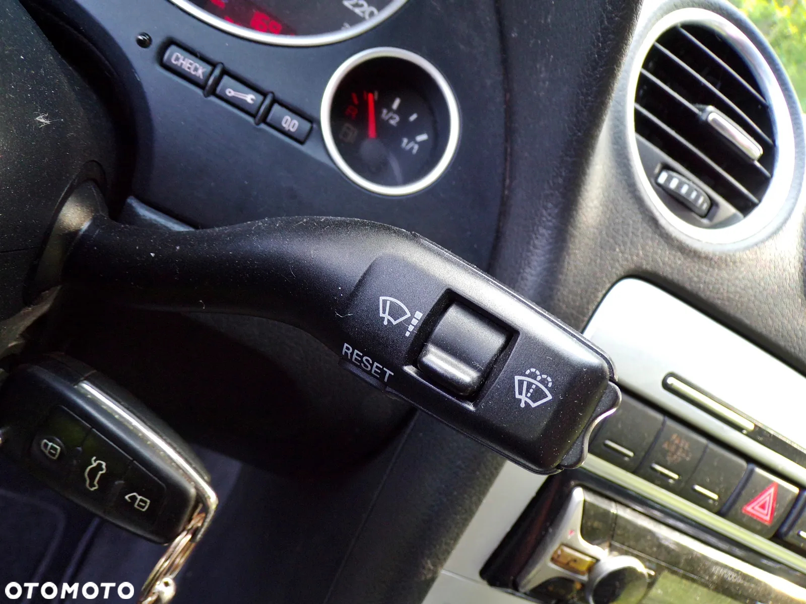 Audi A4 Cabriolet 2.0 TDI DPF - 19