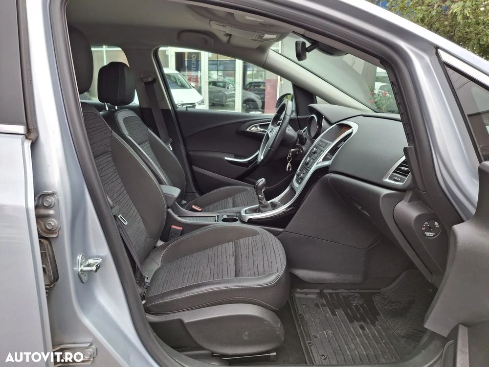 Opel Astra - 14
