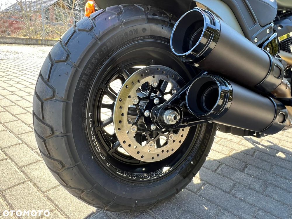 Harley-Davidson Softail Fat Bob - 8