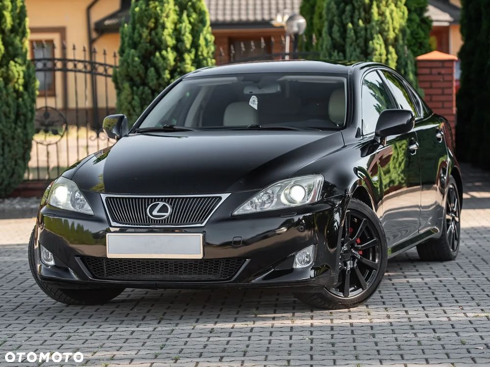 Lexus IS - 5