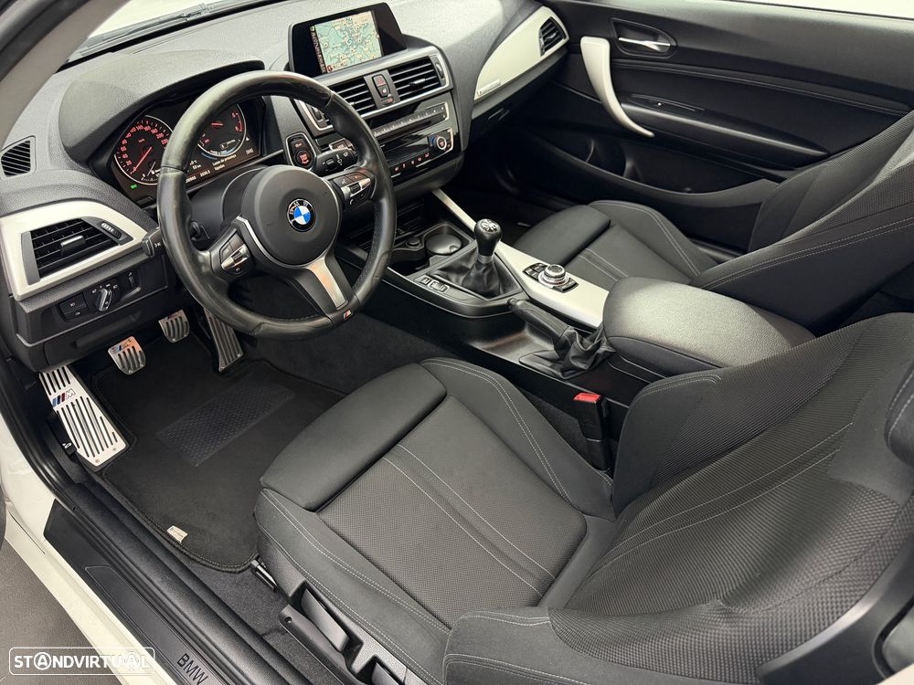 BMW 116 d Pack M - 11