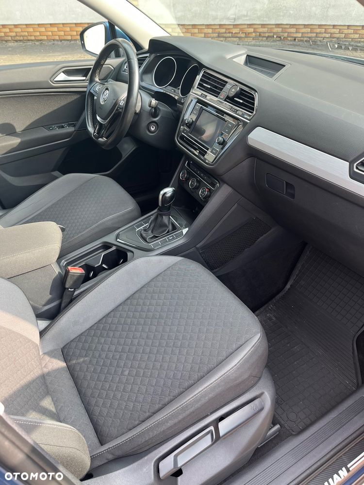Volkswagen Tiguan - 8