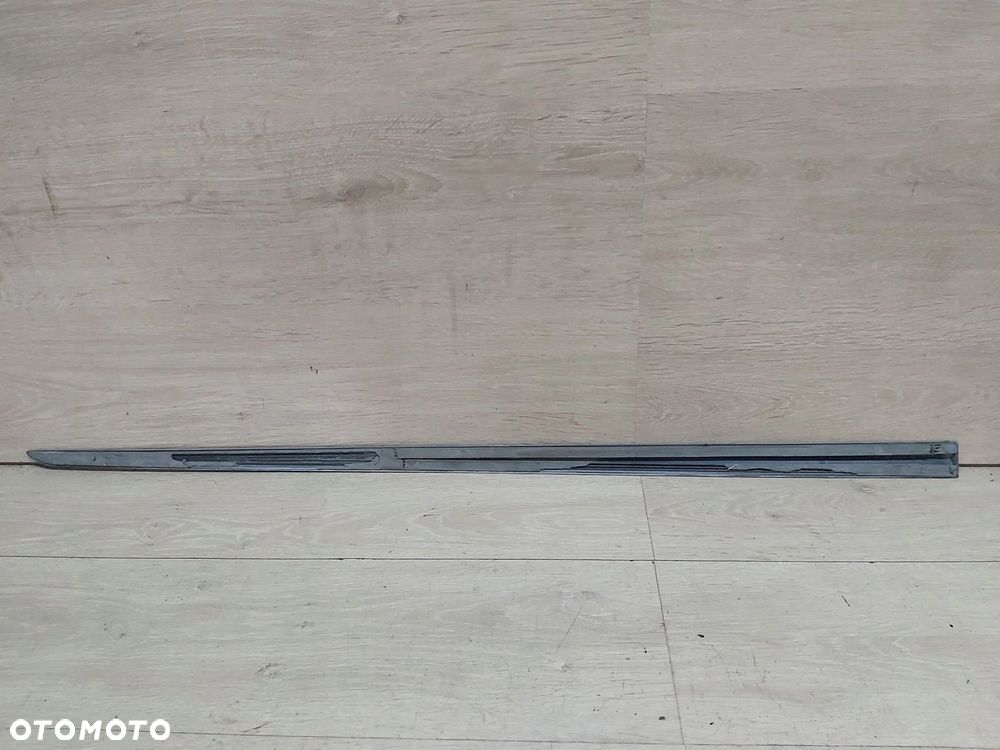 Toyota Prius IV 1,8 xw50 PRIME Listwa ozdobna drzwi prawy tył PT938-47160 - 4