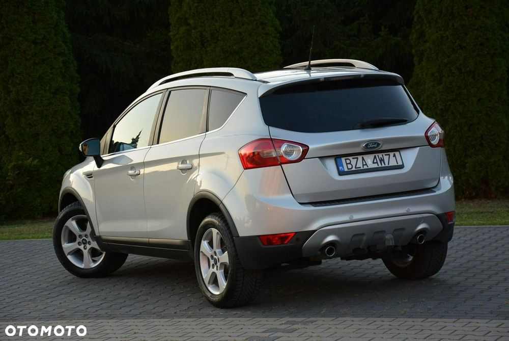 Ford Kuga 2.0 TDCi 4x4 Titanium - 6