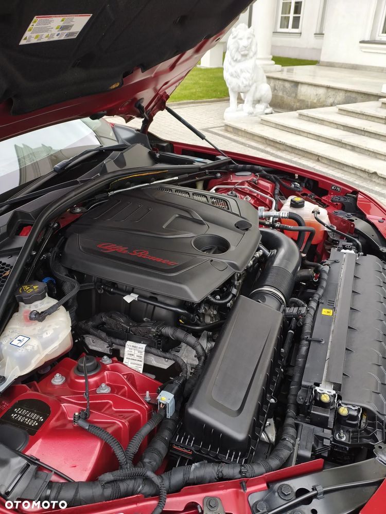 Alfa Romeo Giulia 2.0 Turbo 16V AT8-Q4 Competizione - 25