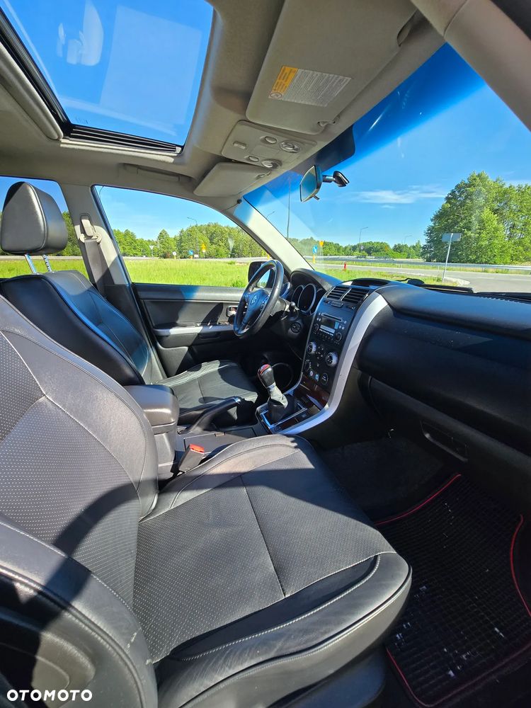 Suzuki Grand Vitara 1.9 DDiS De Luxe - 21