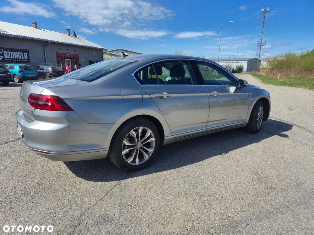 Volkswagen Passat 1.8 TSI BMT Comfortline - 5