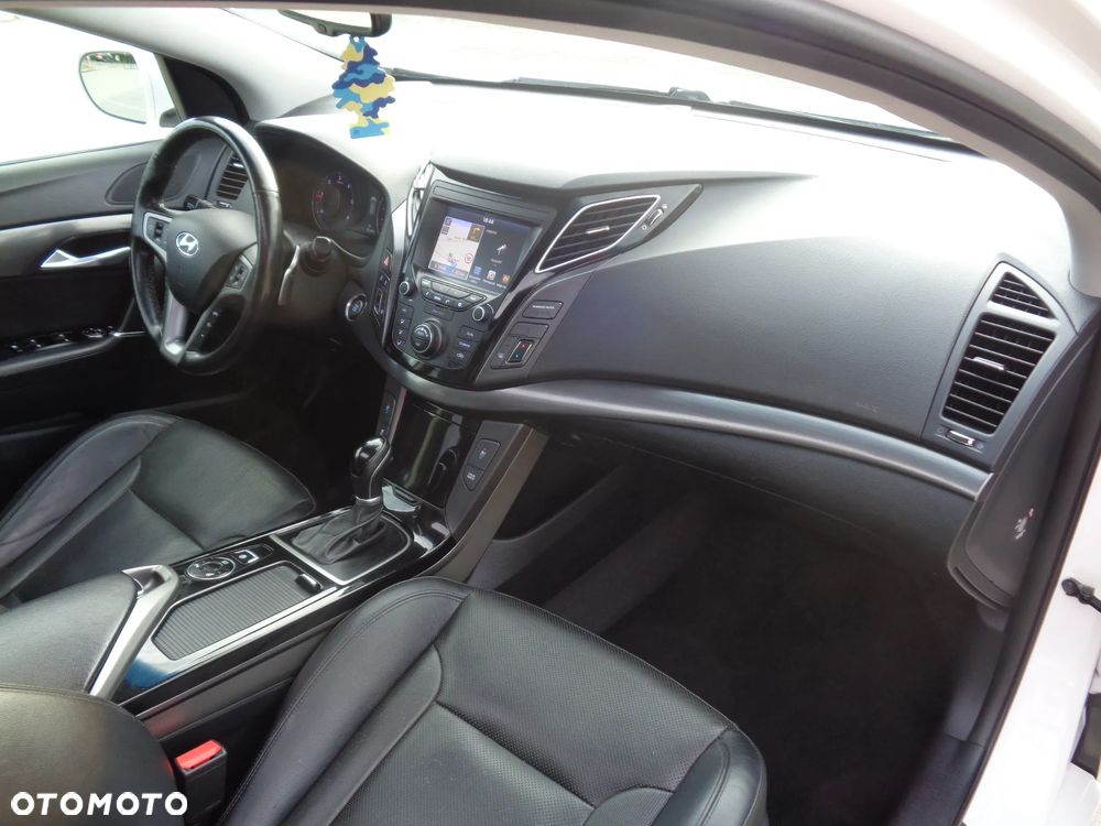 Hyundai i40 Kombi 1.7 CRDi DCT Premium - 20