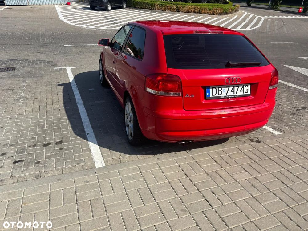 Audi A3 3-drzwiowe 2.0 TDI DPF (DSG) S tronic Ambition - 5