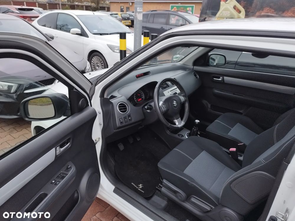 Suzuki Swift 1.3 GC - 12