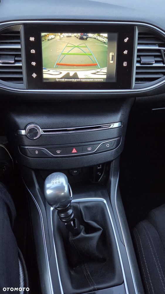 Peugeot 308 1.6 THP Allure - 26