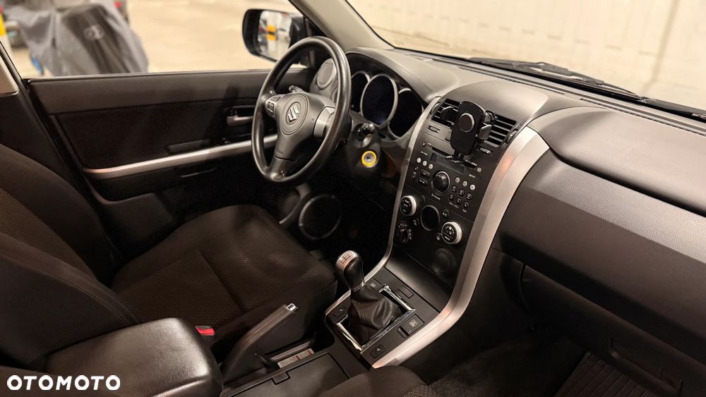 Suzuki Grand Vitara - 9