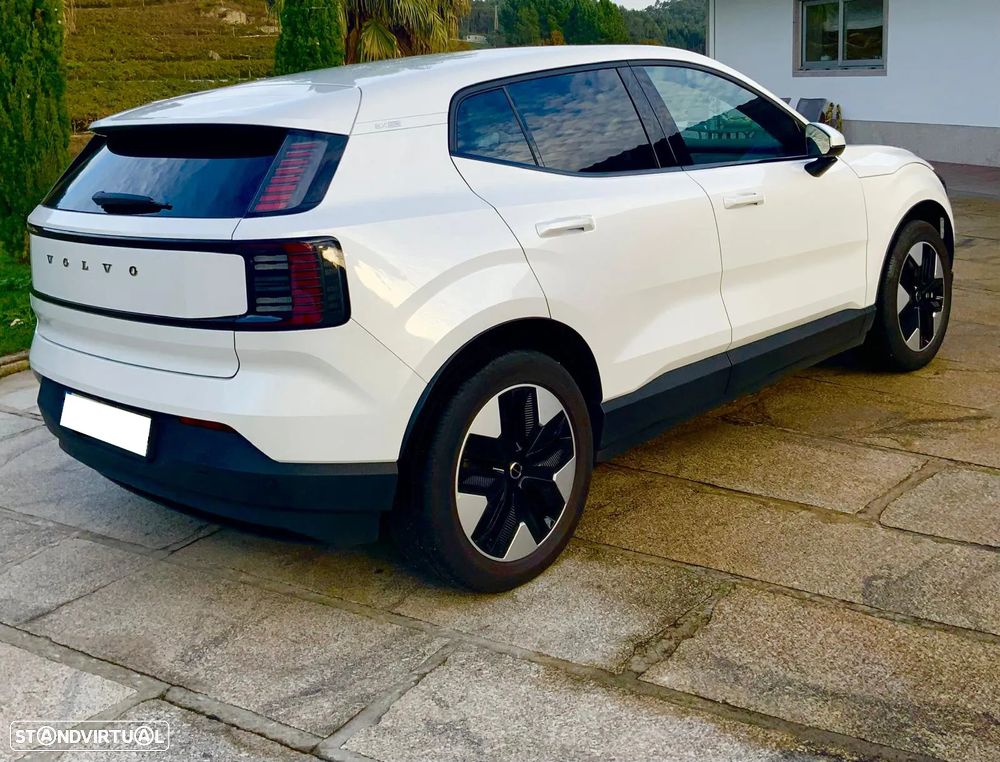 Volvo EX30 51 kWh Single Motor Core - 2