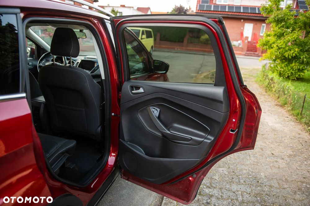 Ford Kuga 2.0 TDCi 4x4 Titanium - 23