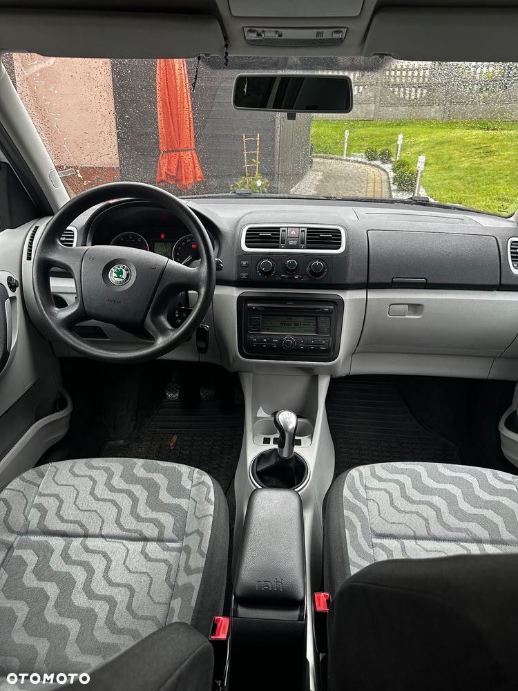 Skoda Roomster 1.4 16V Comfort PLUS EDITION - 6