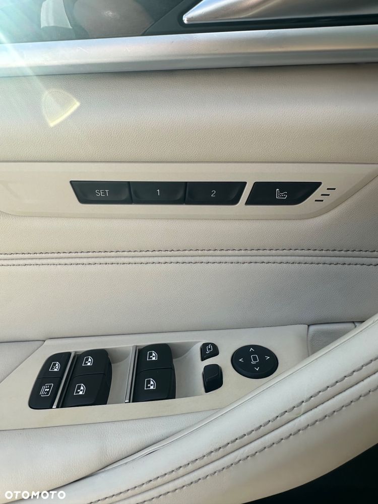 BMW Seria 5 540i xDrive M Sport sport - 35