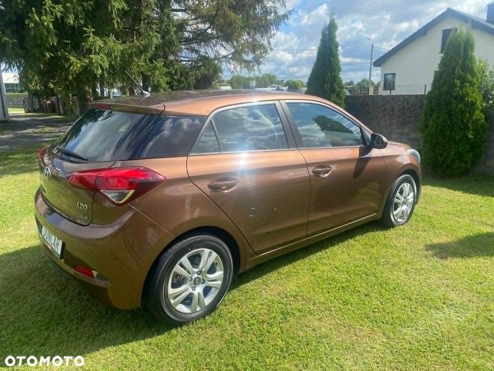 Hyundai i20 1.2 BlueDrive Classic + - 5
