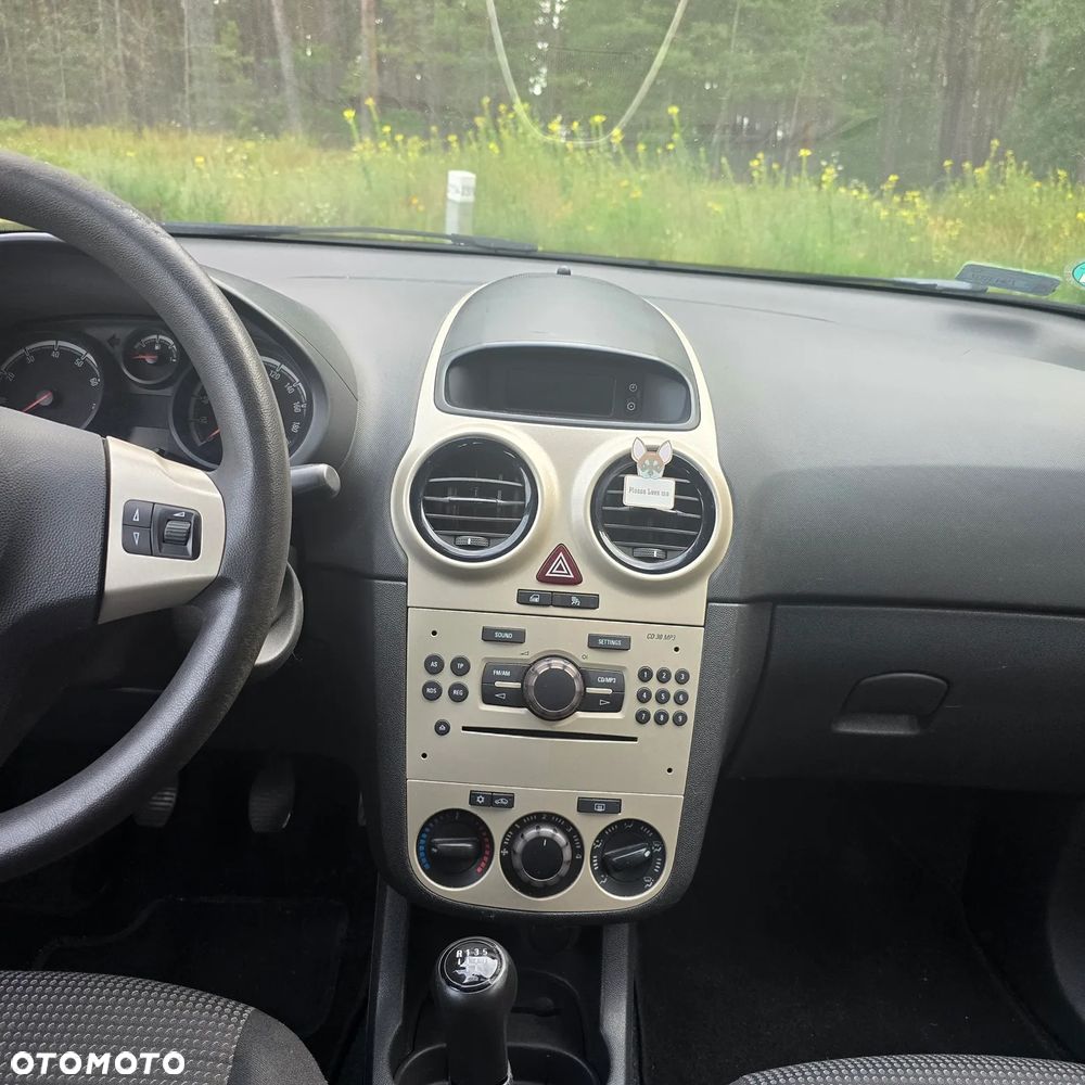 Opel Corsa - 11