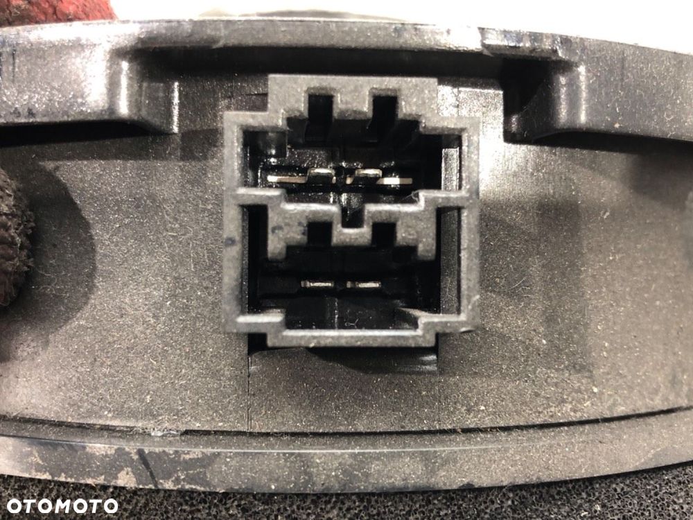 GŁOŚNIKI KOMPLET - 260.00 PLN - BMW 3 (E46) 1997 - 2005 320 d 110 kW [150 KM] olej napędowy 2001 - 7