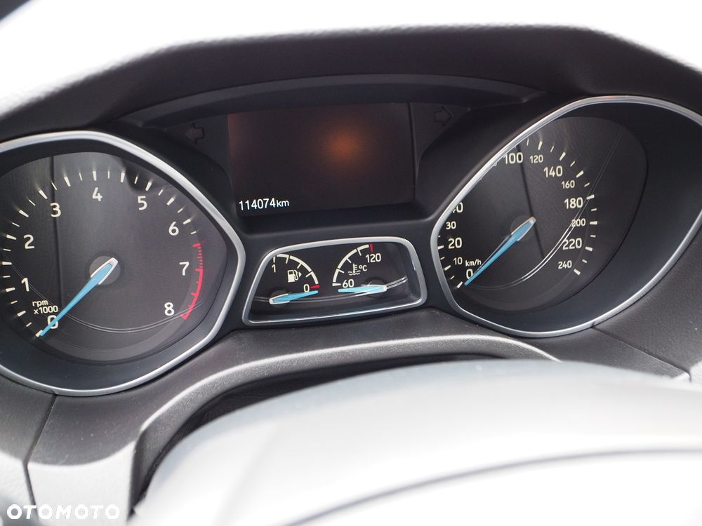 Ford Focus - 13