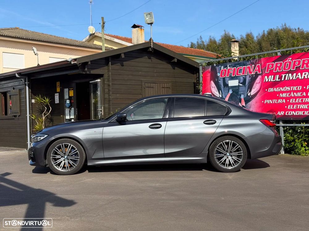 BMW 320 d Pack Desportivo M Auto - 7