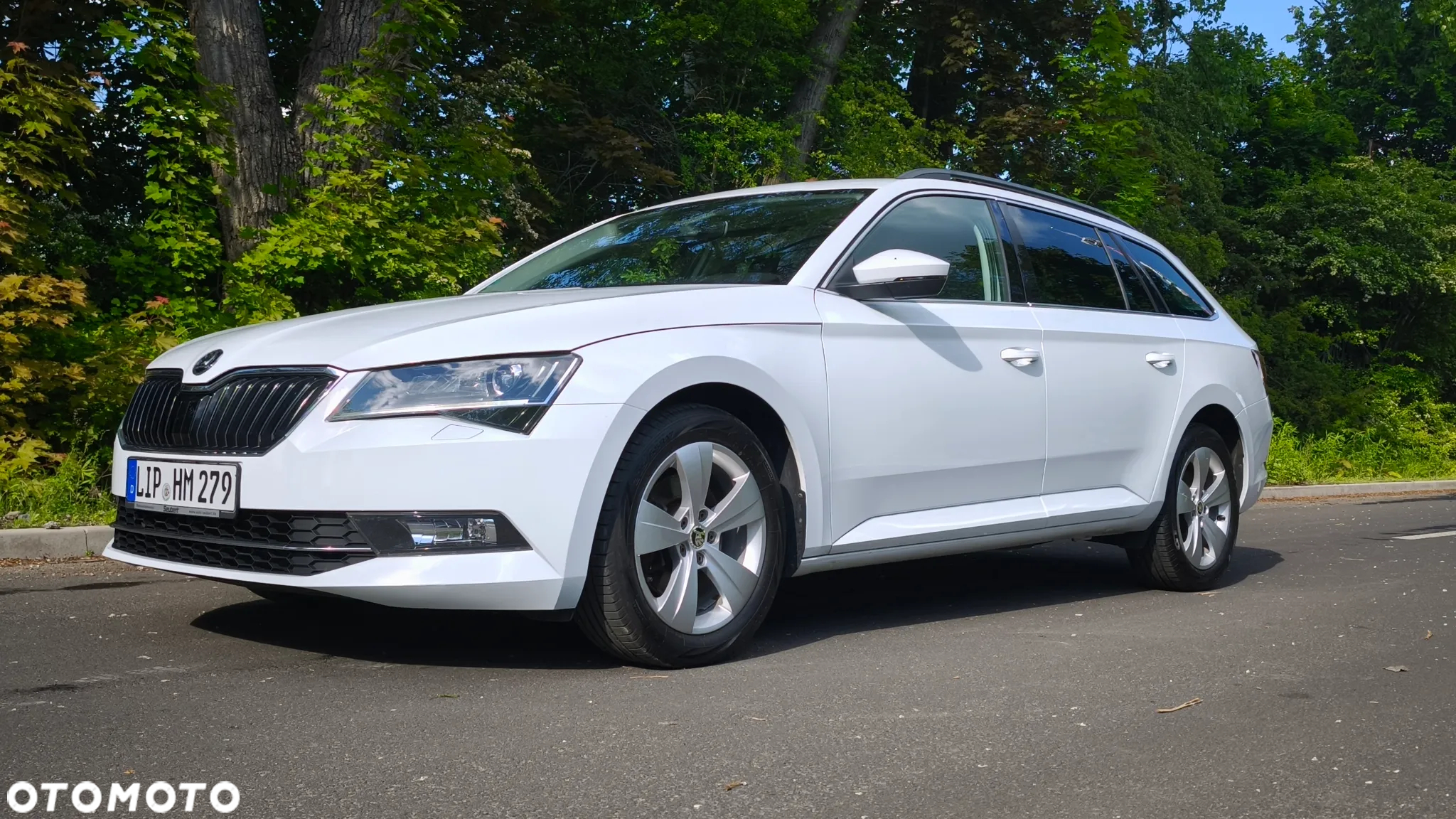 Skoda Superb 2.0 TDI 4x4 DSG Ambition - 11