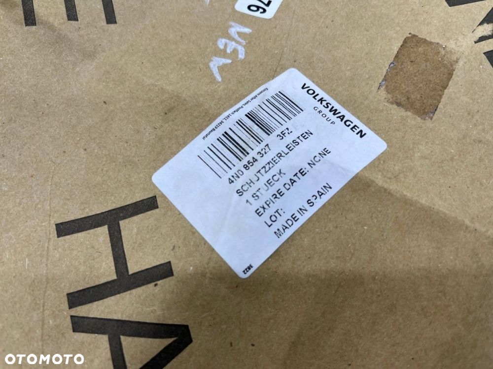 Listwa Audi A8 D5 17r.- NOWA lewa nakładka zgarniająca szyby przedniej czołowej zaślepka 4n0854327 - 13