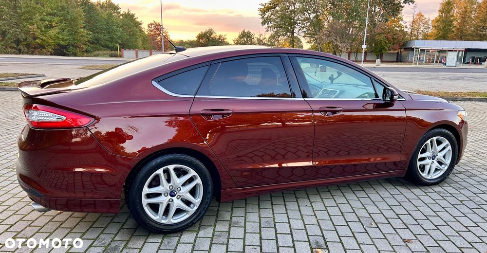 Ford Fusion - 14