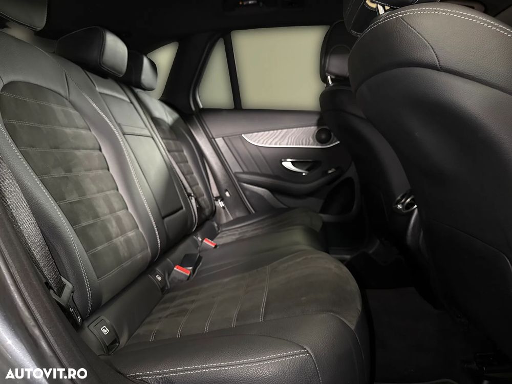 Mercedes-Benz GLC 300 de 4Matic 9G-TRONIC AMG Line - 14